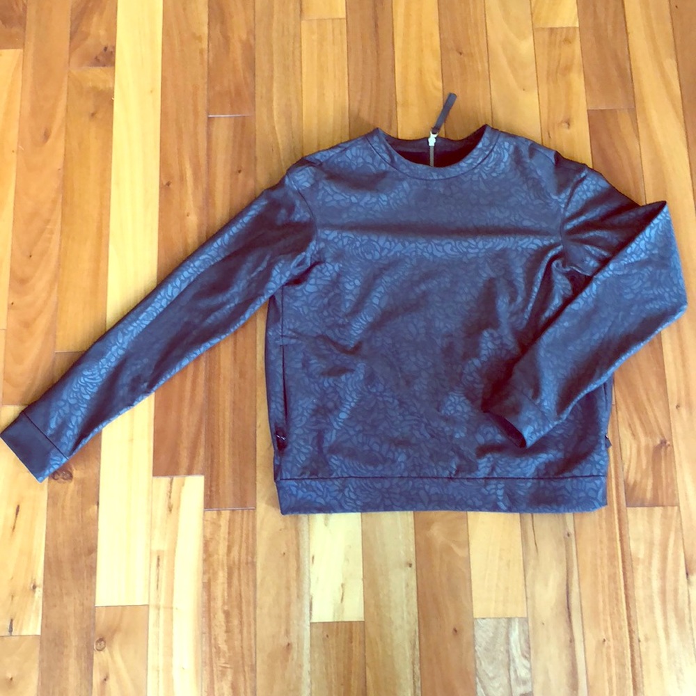 Lululemon light weight sweater/jacket